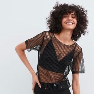 Textured mesh weave top
